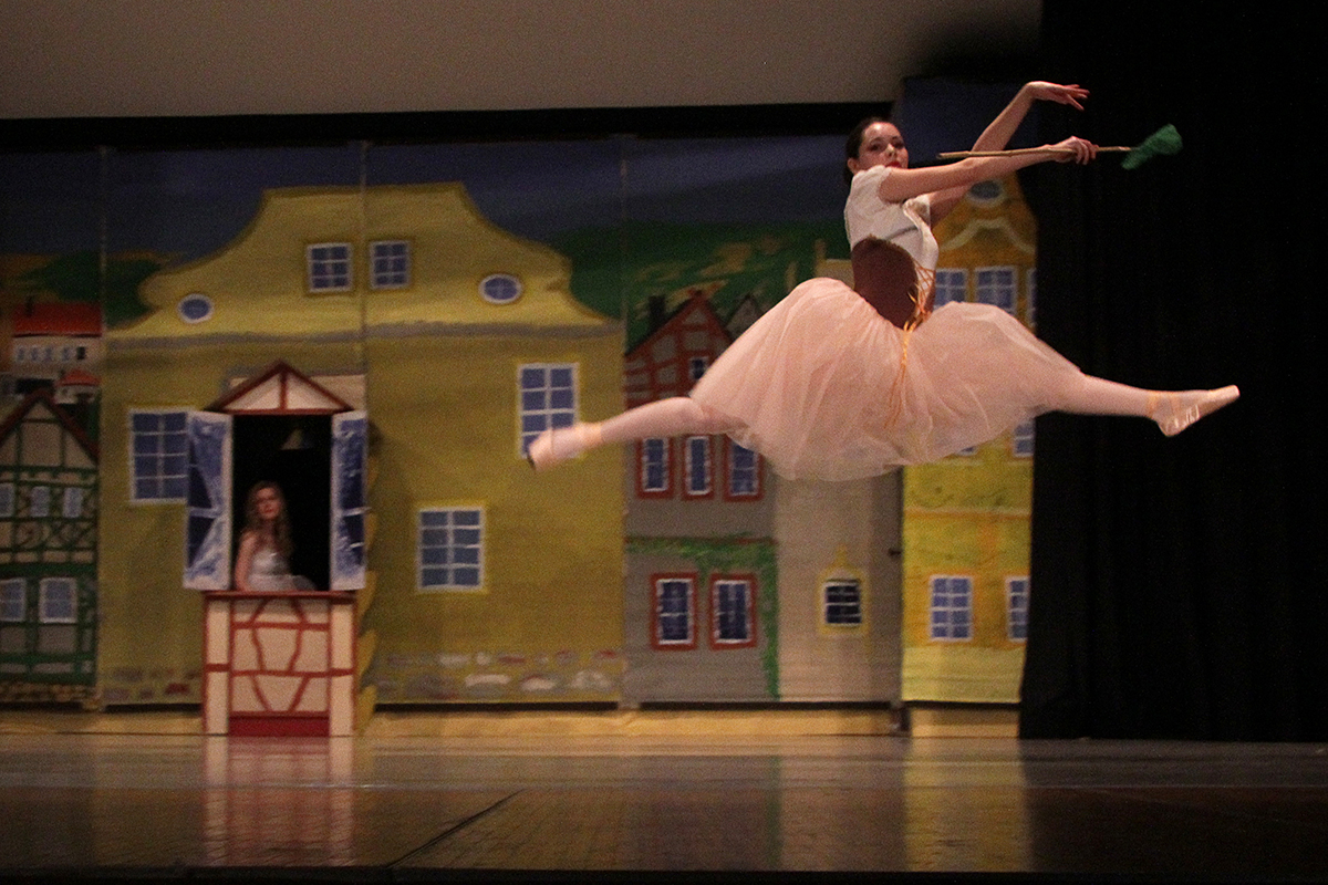 Coppélia 2014 – Bühnenfoto